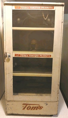 Nice 1940 tom retail - 1940's,